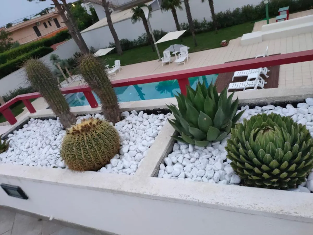 Villa BLANCA Lecce Italia