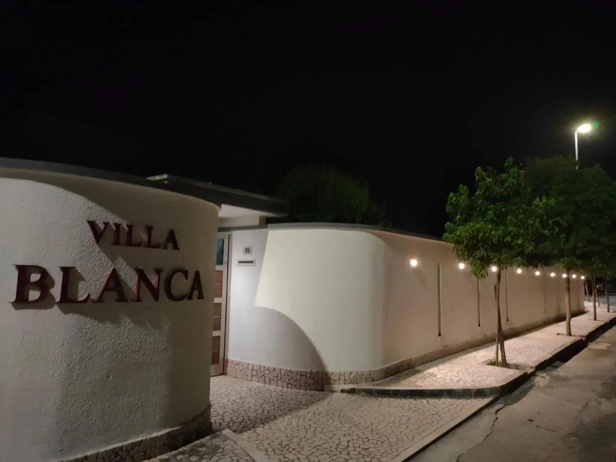 Aparthotel Villa BLANCA Lecce